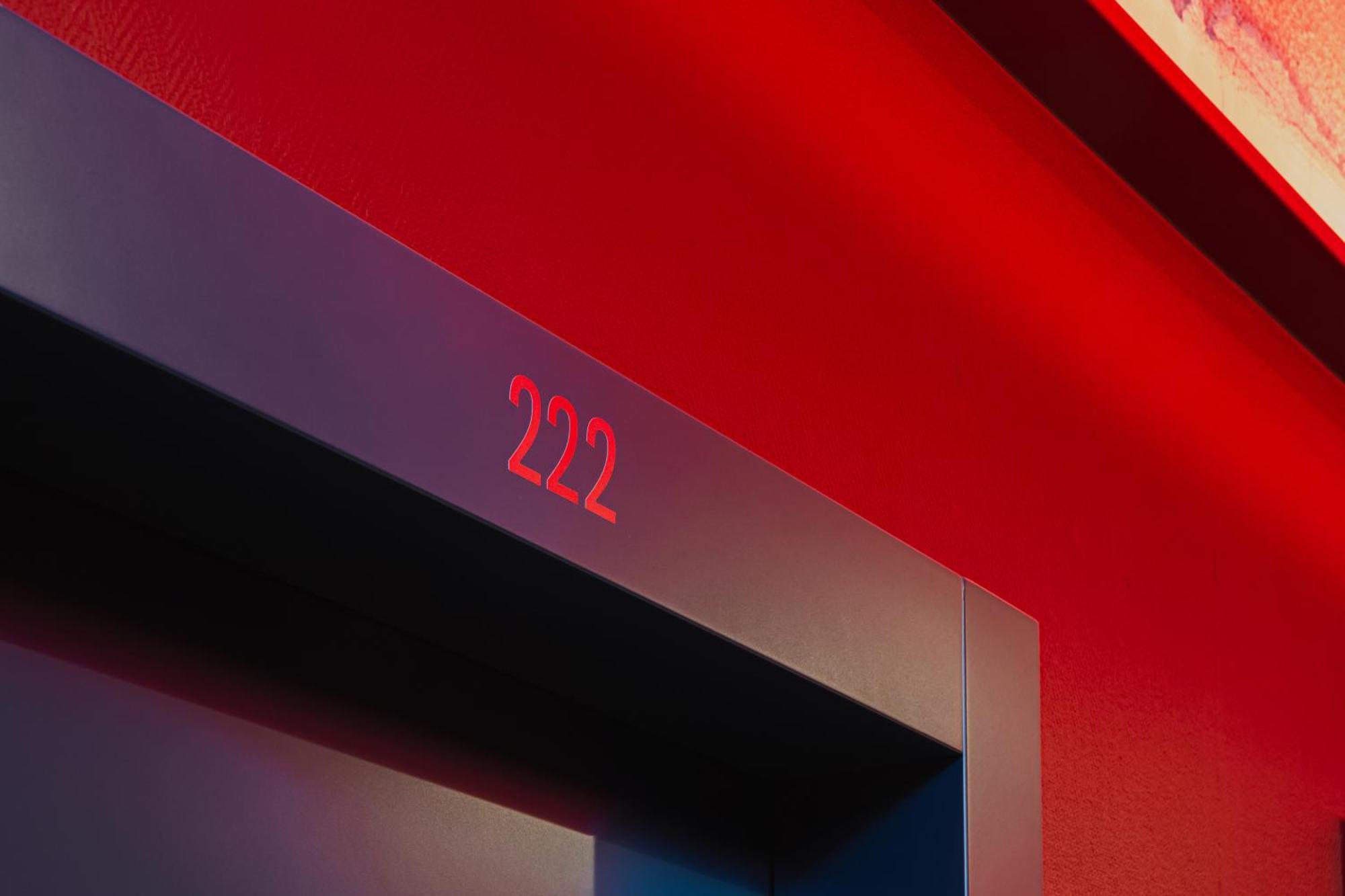 Hotell Corner 3*